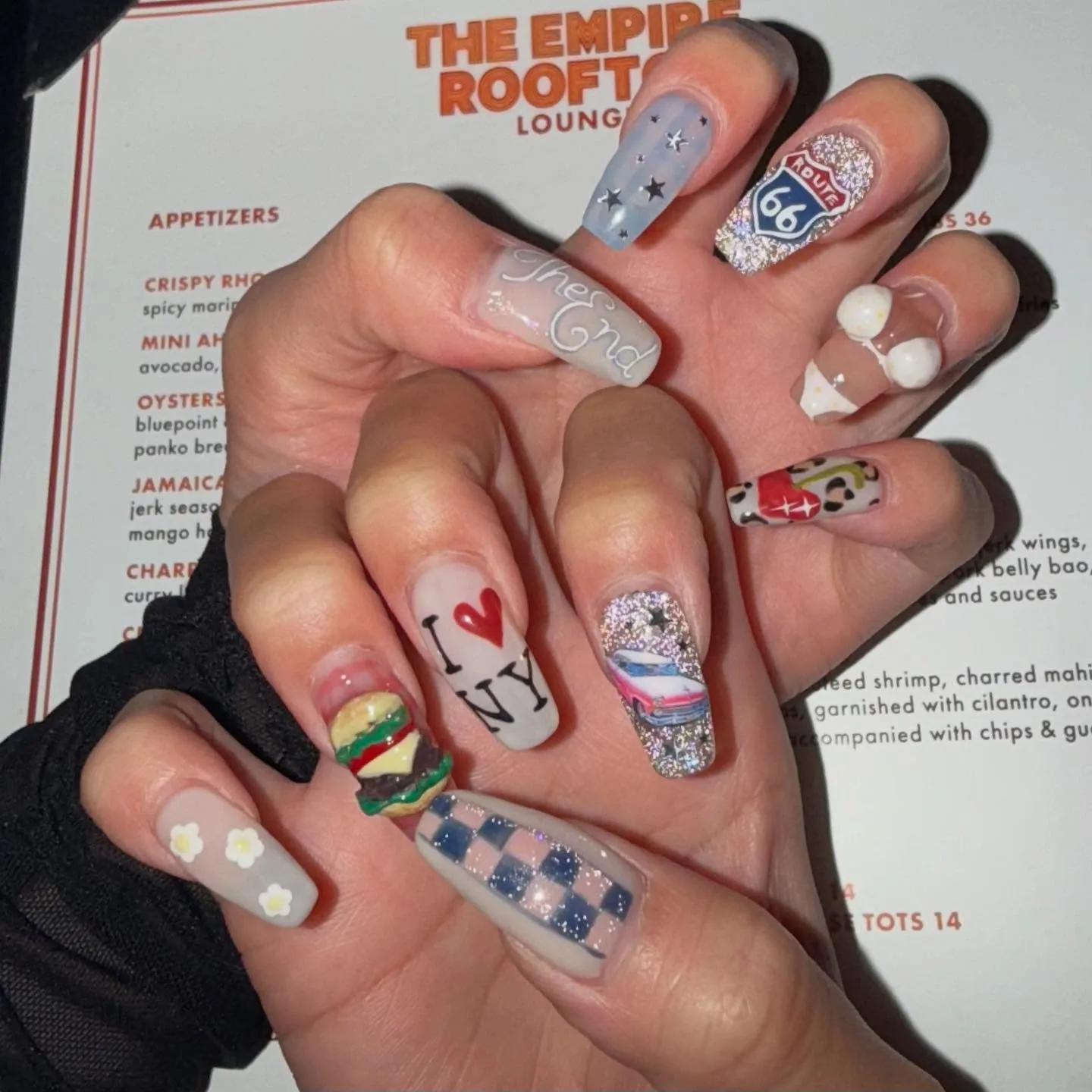 mynail💅✨アメリカ旅行🇺🇸にぴったりのデザインに仕上げ...